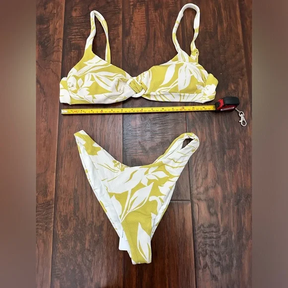 L*space chartreuse 70’s high cut 2 piece